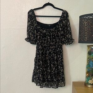 Floral Black babydoll Dress with Puff Sleeves